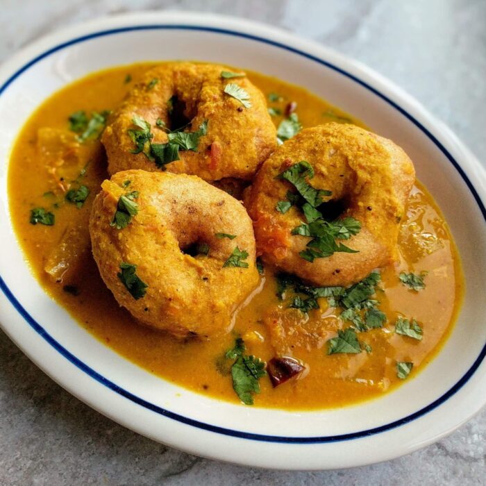 Sambar Vada -2